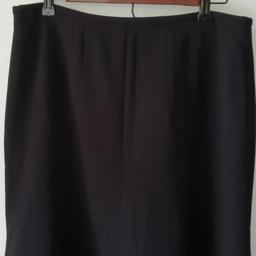 Jones of New York Black Skirt